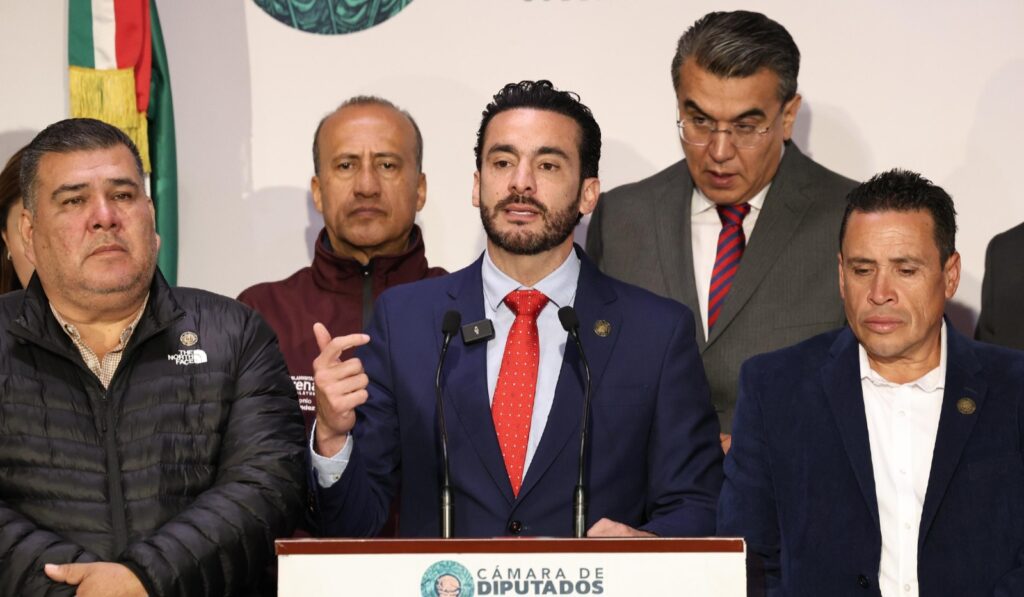 Diputado Toño López presenta iniciativa para tener un sistema de seguros más justo, transparente y al servicio de la gente